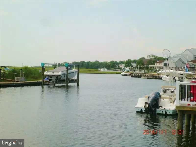 23 HUNTER DR, Tuckerton, NJ 08087