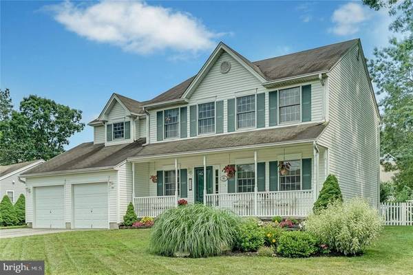 109 INBOARD AVE, Manahawkin, NJ 08050