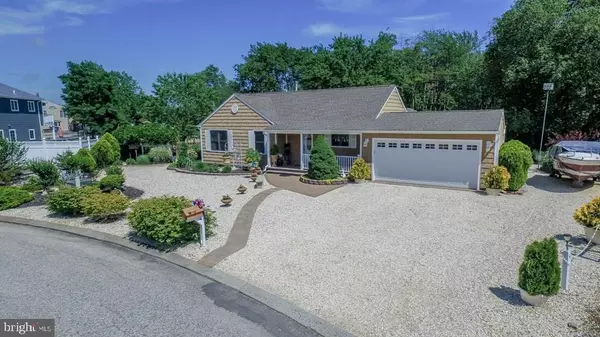 37 ASPEN LN, Manahawkin, NJ 08050