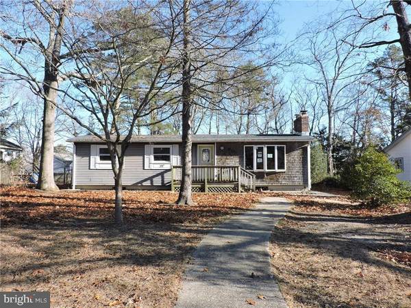 50 CORNELL DR, Manahawkin, NJ 08050