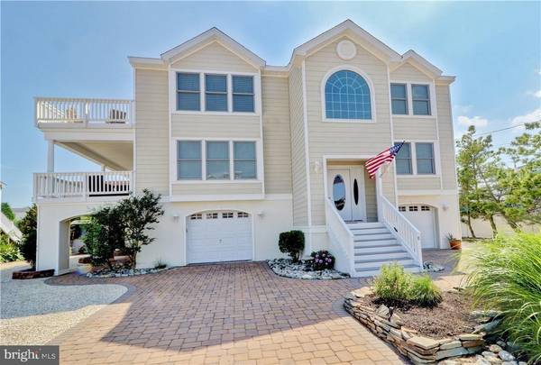 8 E SOUTH CAROLINA AVE, Long Beach Township, NJ 08008