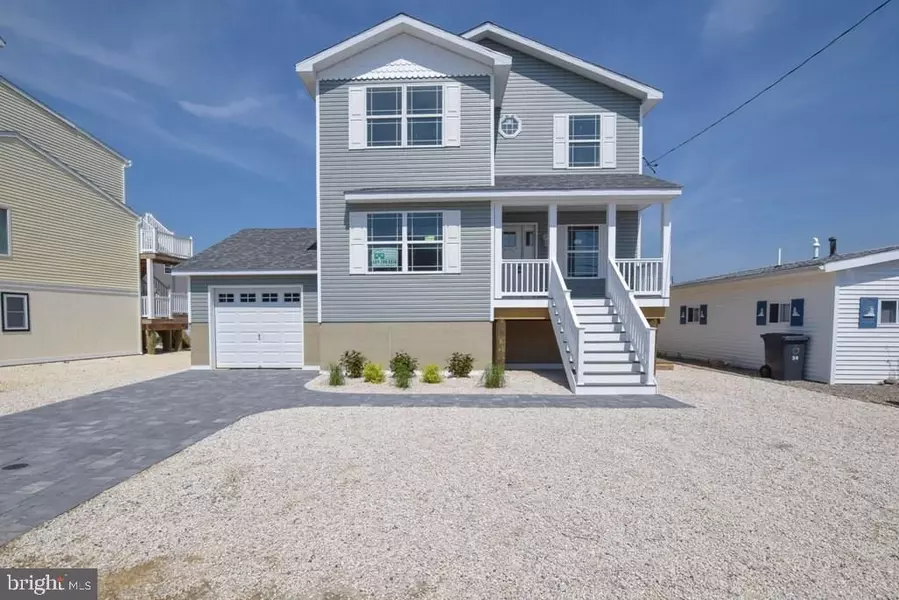 32 BARRY LN, Manahawkin, NJ 08050