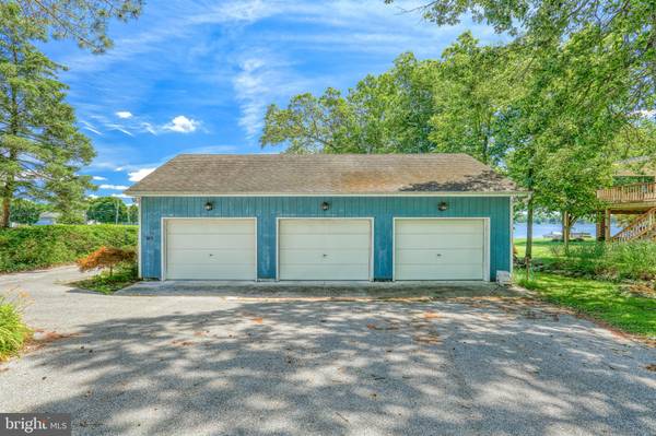 East Berlin, PA 17316,132 LAKE MEADE DR