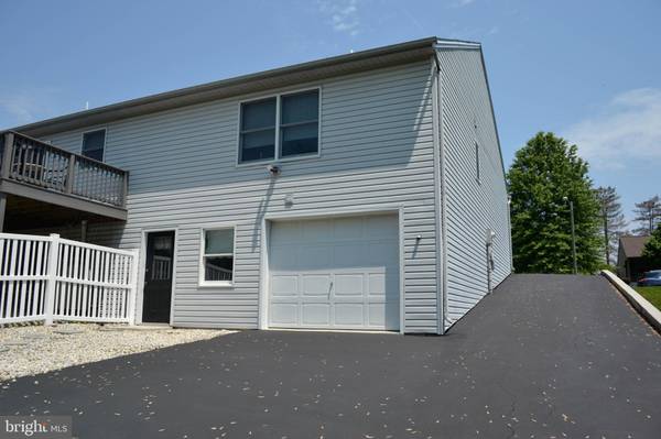 Enola, PA 17025,26 PINE RIDGE CIR