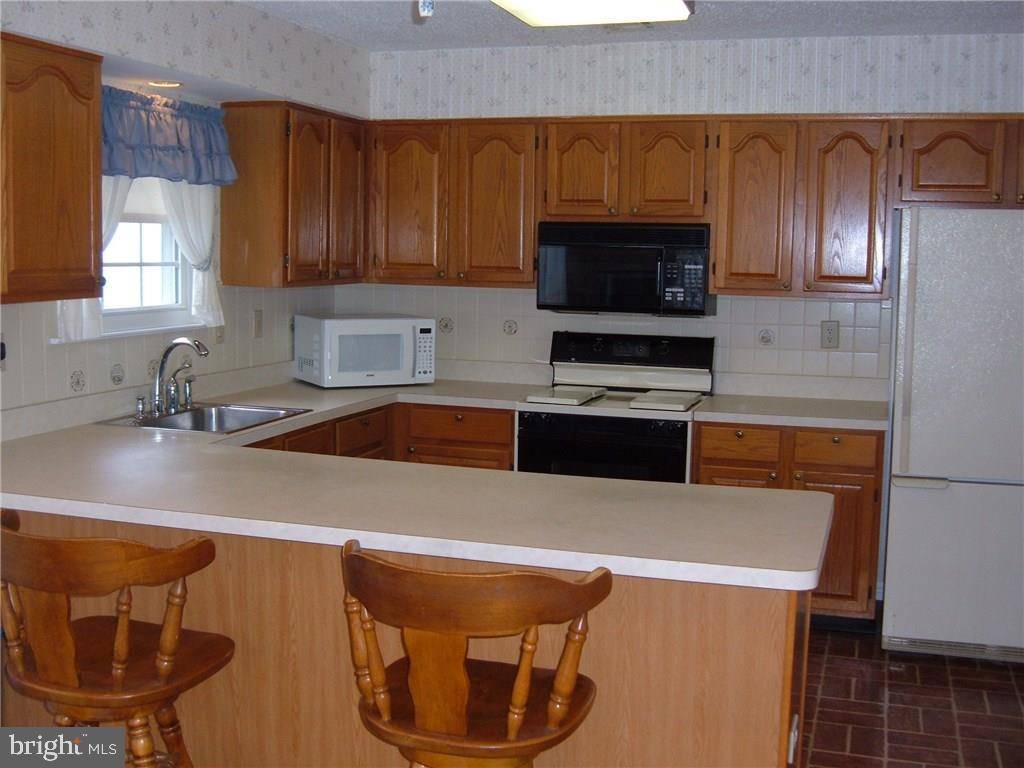Toms River, NJ 08757,40 TRENT DR