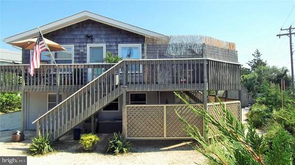 1 E 30TH ST, Barnegat Light, NJ 08006