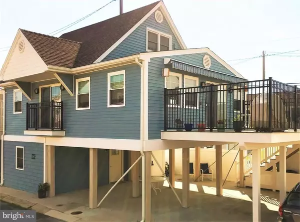 Lavallette, NJ 08735,171 BEACH WAY W