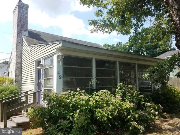 42 VIRGINIA AVE, Colonial Beach, VA 22443