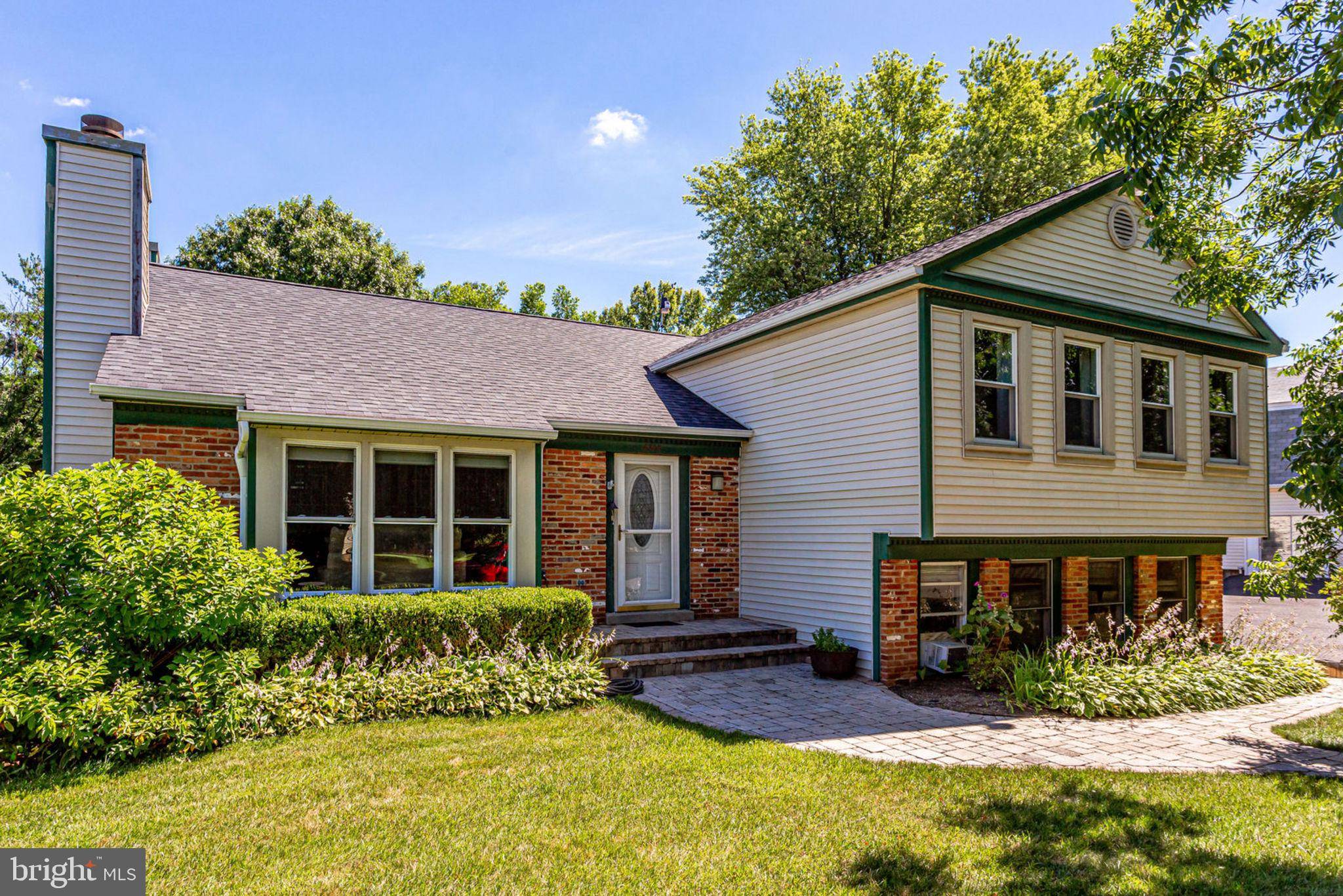 4305 CUB RUN RD, Chantilly, VA 20151