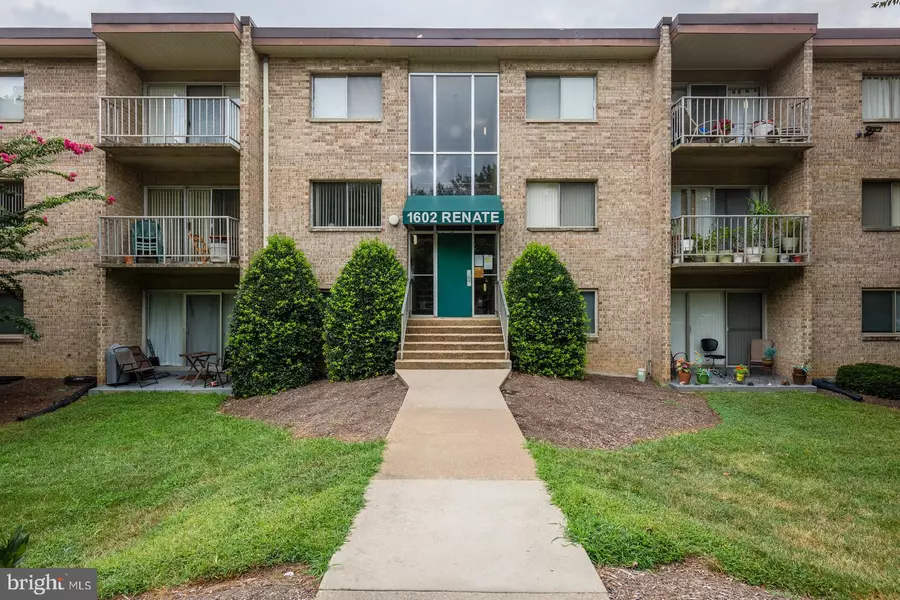 1602 RENATE DR DR #204, Woodbridge, VA 22192