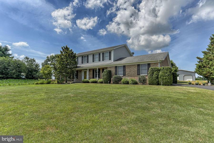 80 WALDEN CT, York, PA 17404