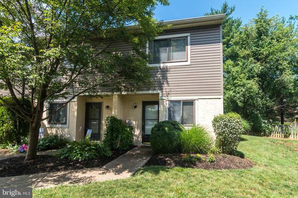 61 EMBER LN, Horsham, PA 19044