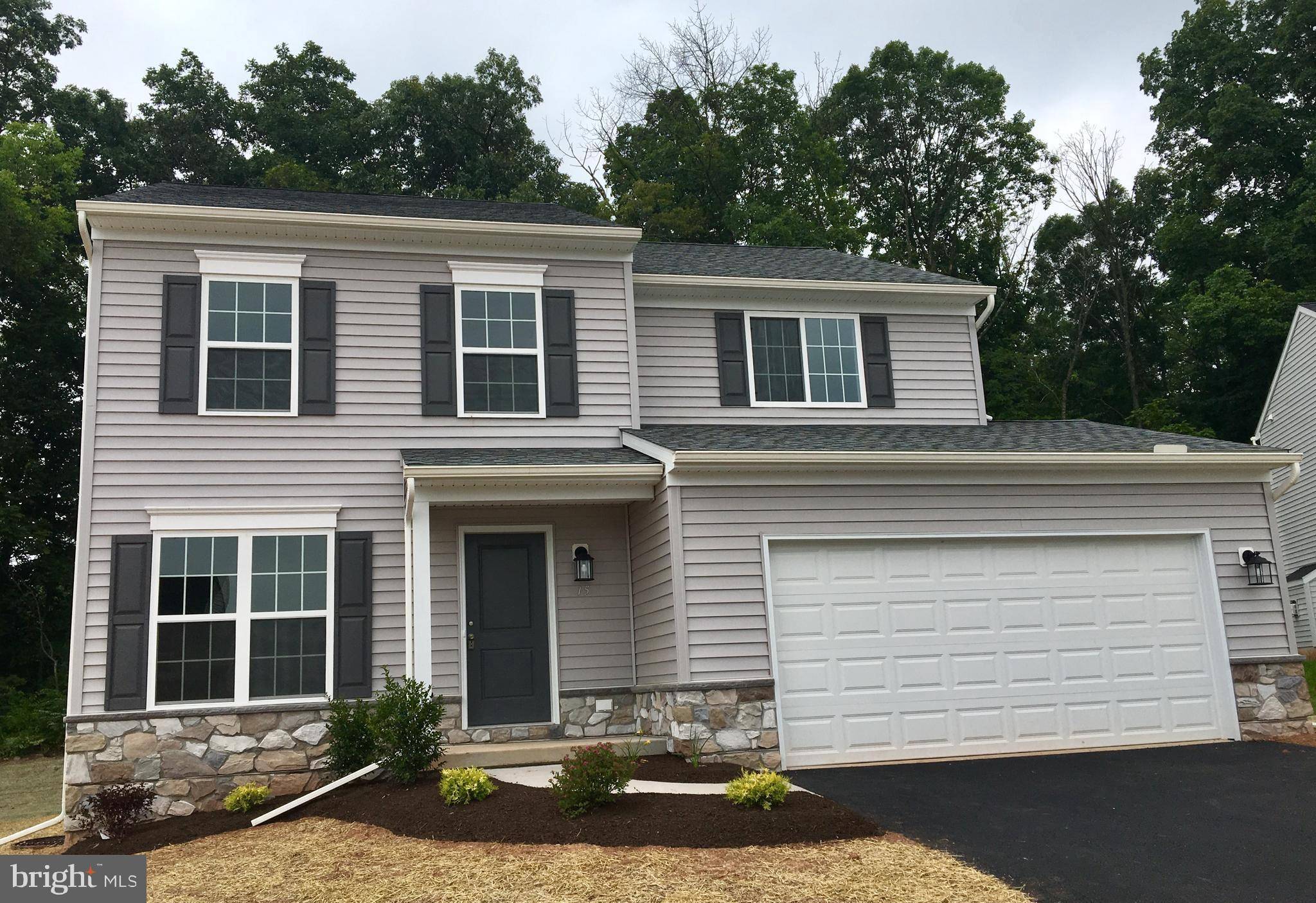 15 COTTONWOOD LN, Denver, PA 17517