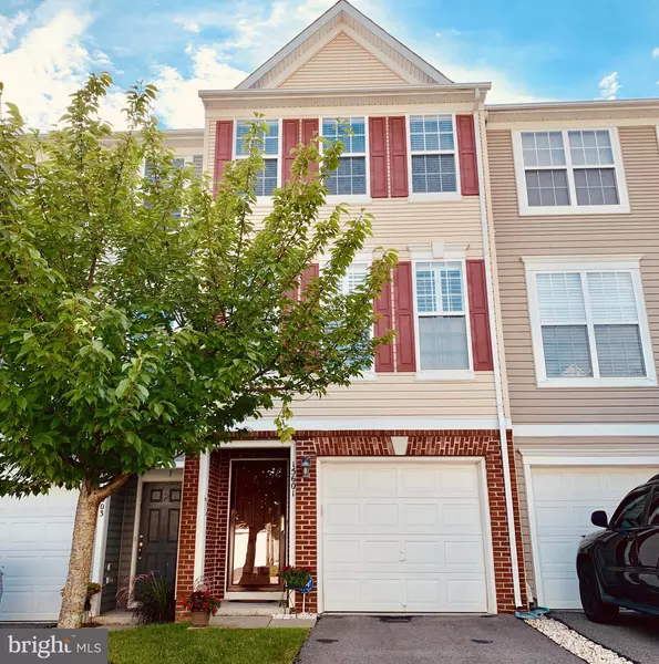 15601 JOHN DISKIN CIR #213, Woodbridge, VA 22191