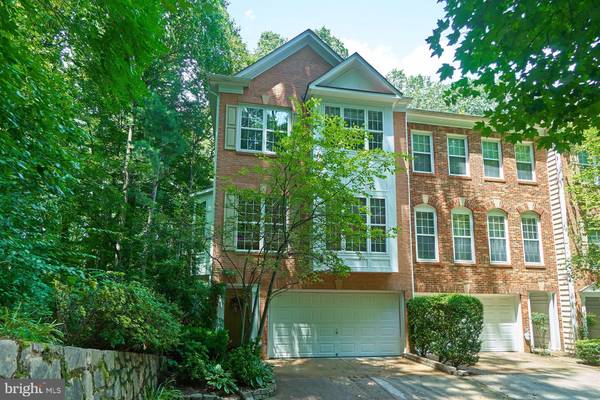 7758 HERITAGE WOODS WAY, Annandale, VA 22003