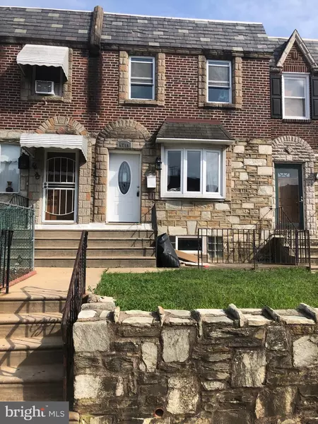 6719 W GILLESPIE ST, Philadelphia, PA 19135