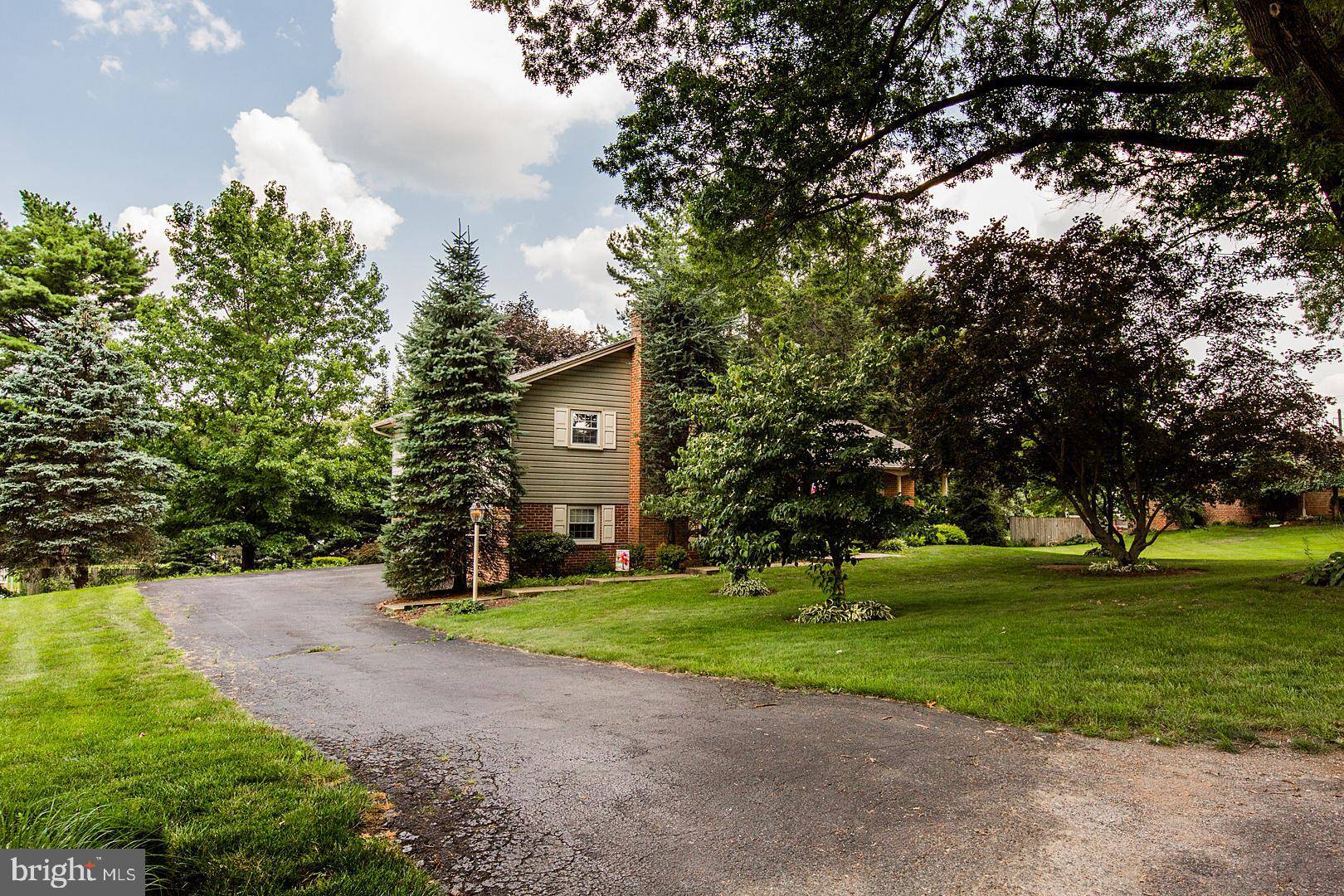 Mount Joy, PA 17552,269 PARK AVE