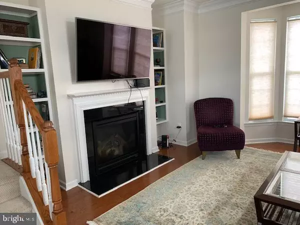 Chantilly, VA 20152,25128 NEPTUNE TER
