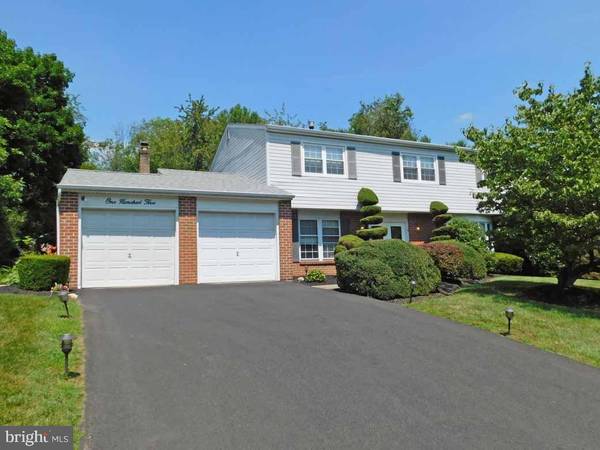 105 TOLL DR, Southampton, PA 18966