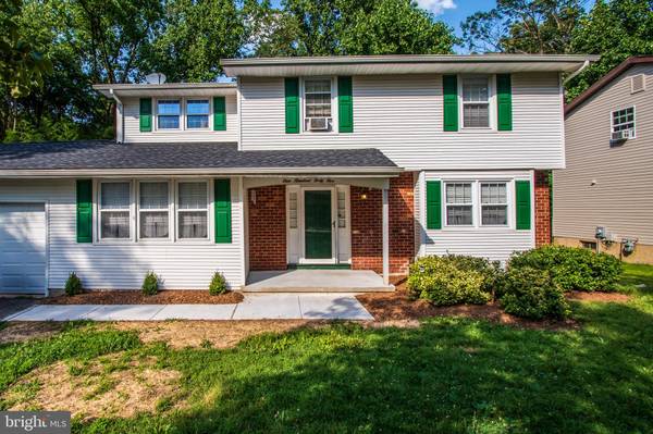 145 WOODSHADE DR, Newark, DE 19702