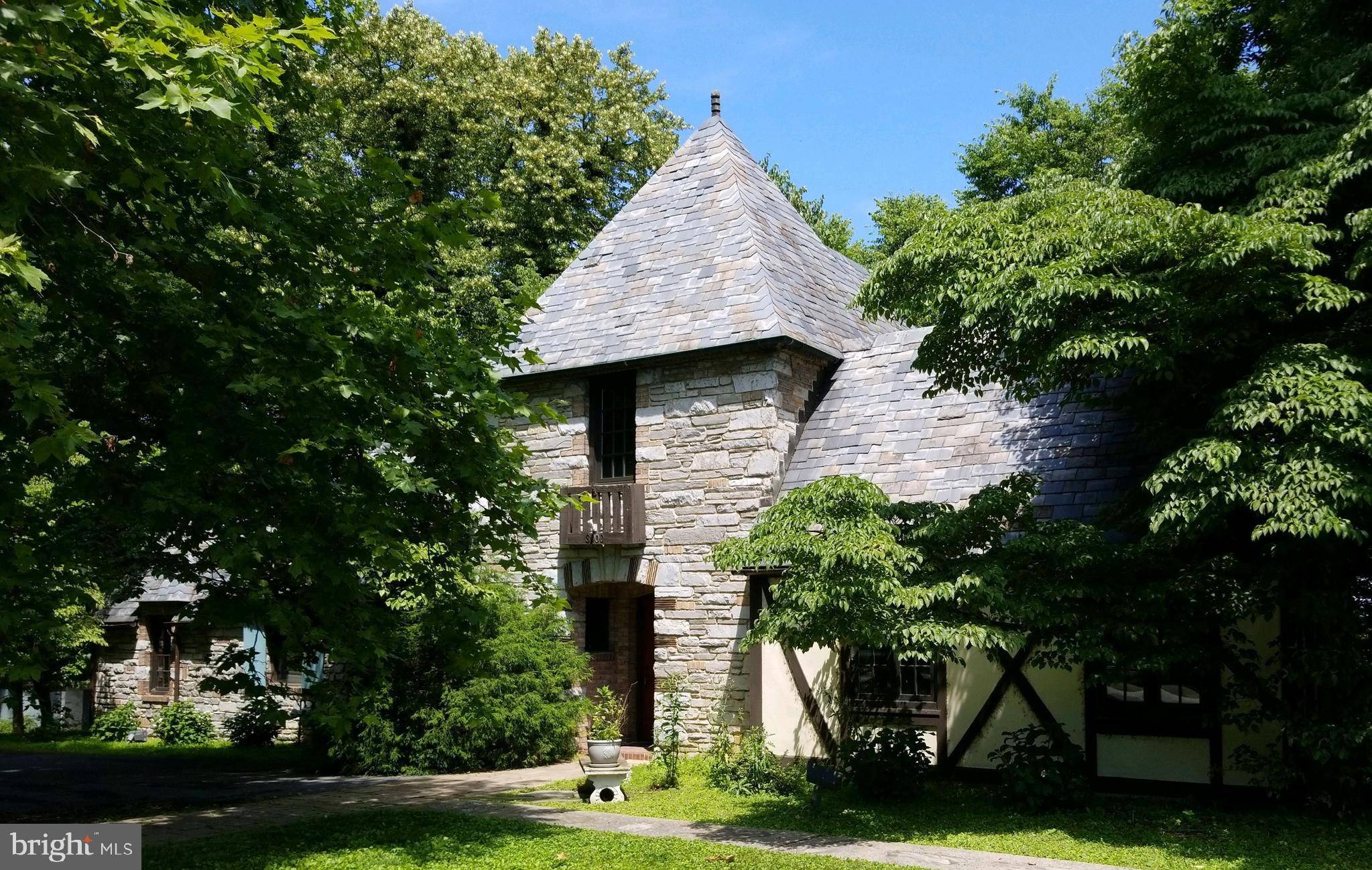 3900 MARKET ST, Camp Hill, PA 17011