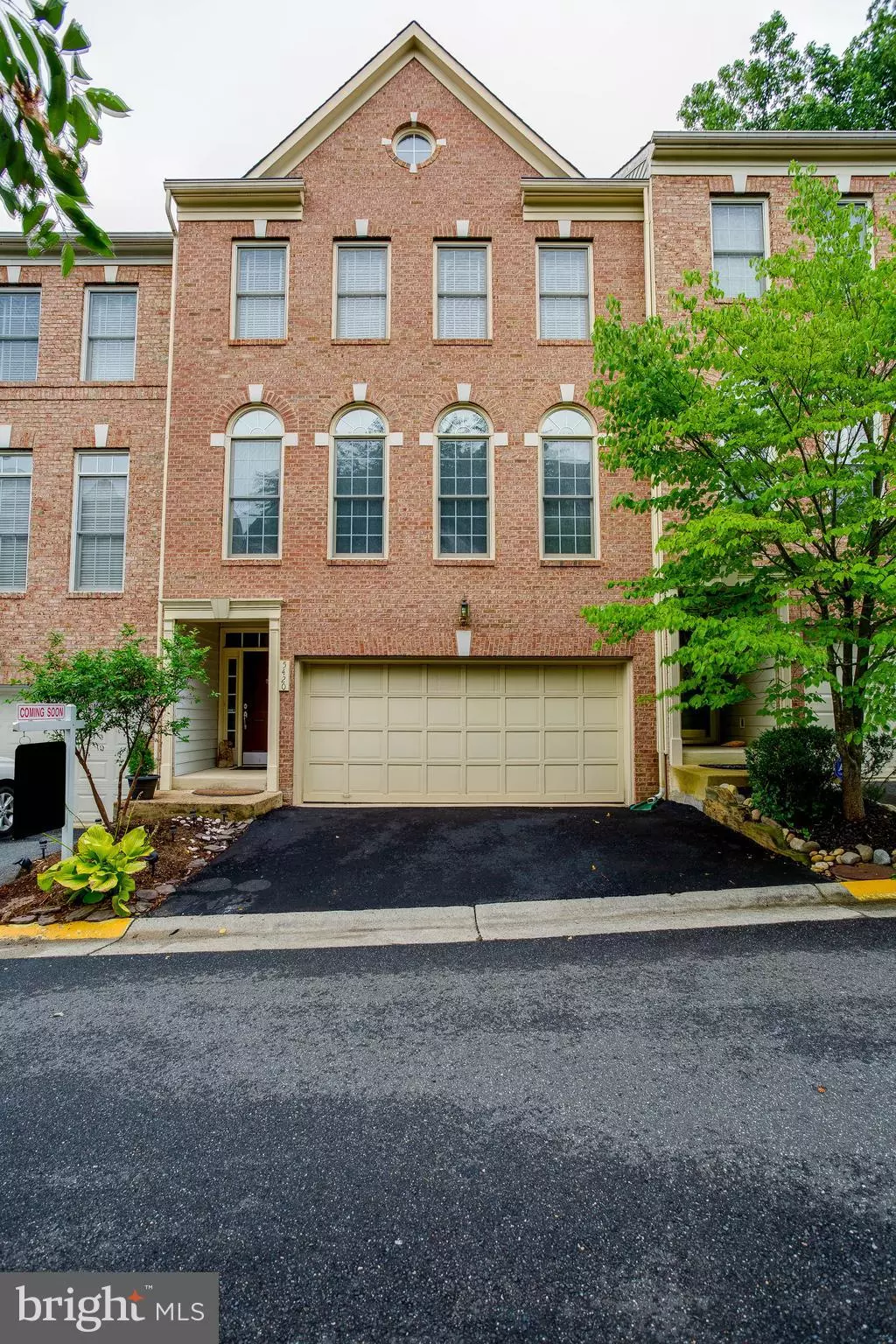 Alexandria, VA 22312,5420 CHIEFTAIN CIR