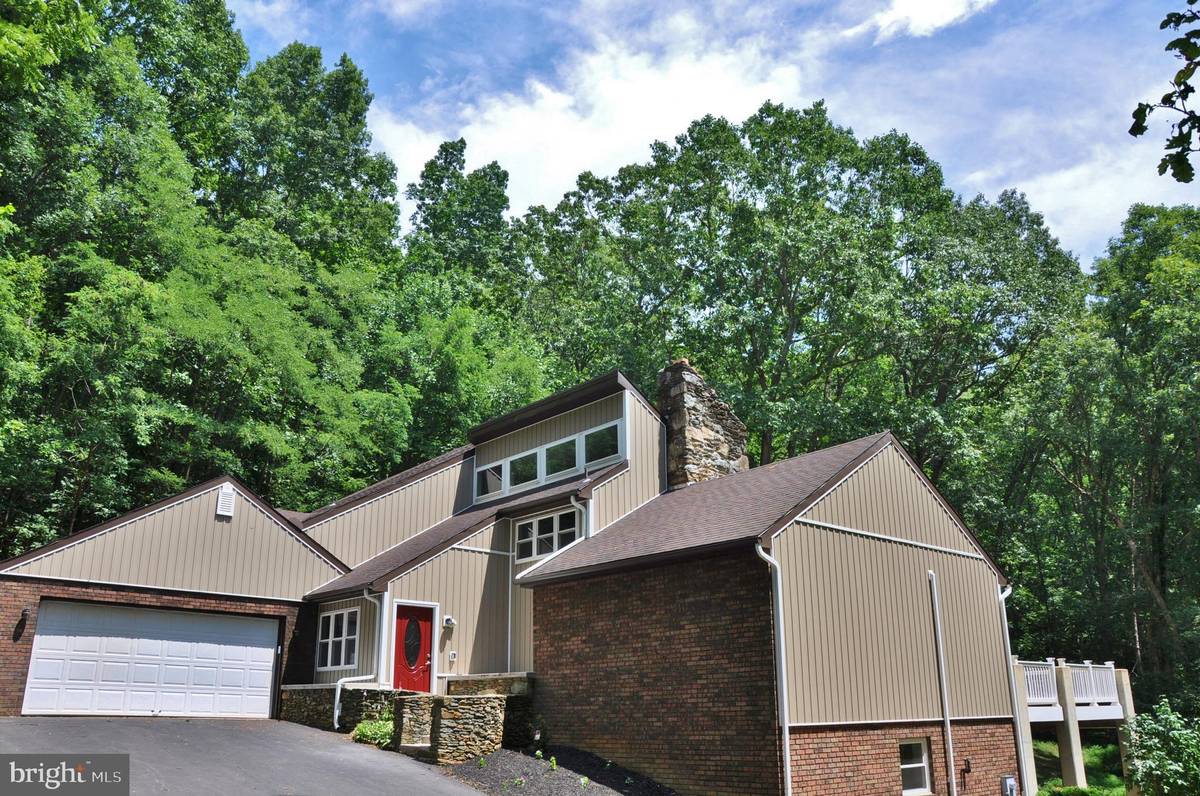 Dallastown, PA 17313,2441 SWAMP RD