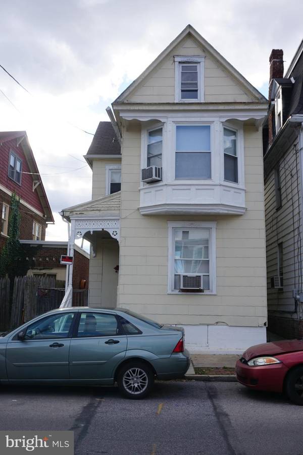 24 WEST ST N, York, PA 17401