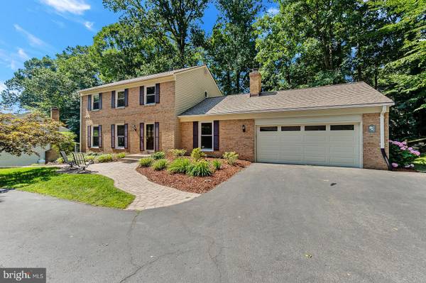 4915 KING DAVID BLVD, Annandale, VA 22003