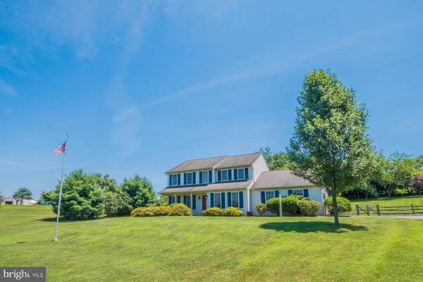 104 PEAR LN, Peach Bottom, PA 17563