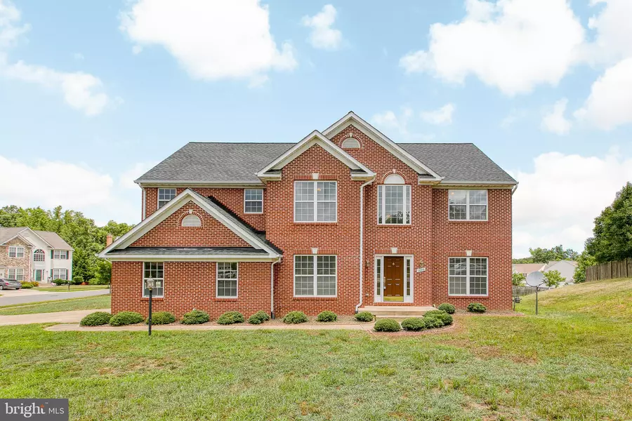 1006 GREAT OAKS LN, Fredericksburg, VA 22401