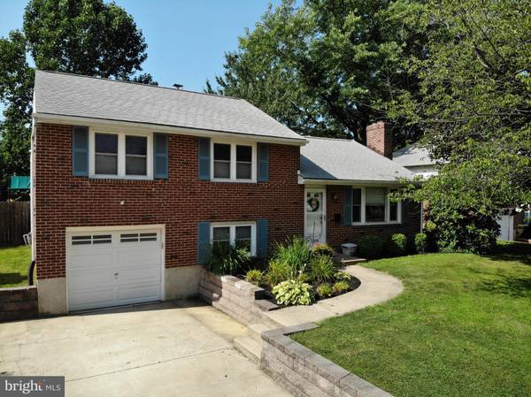 1209 MAYFIELD RD, Wilmington, DE 19803