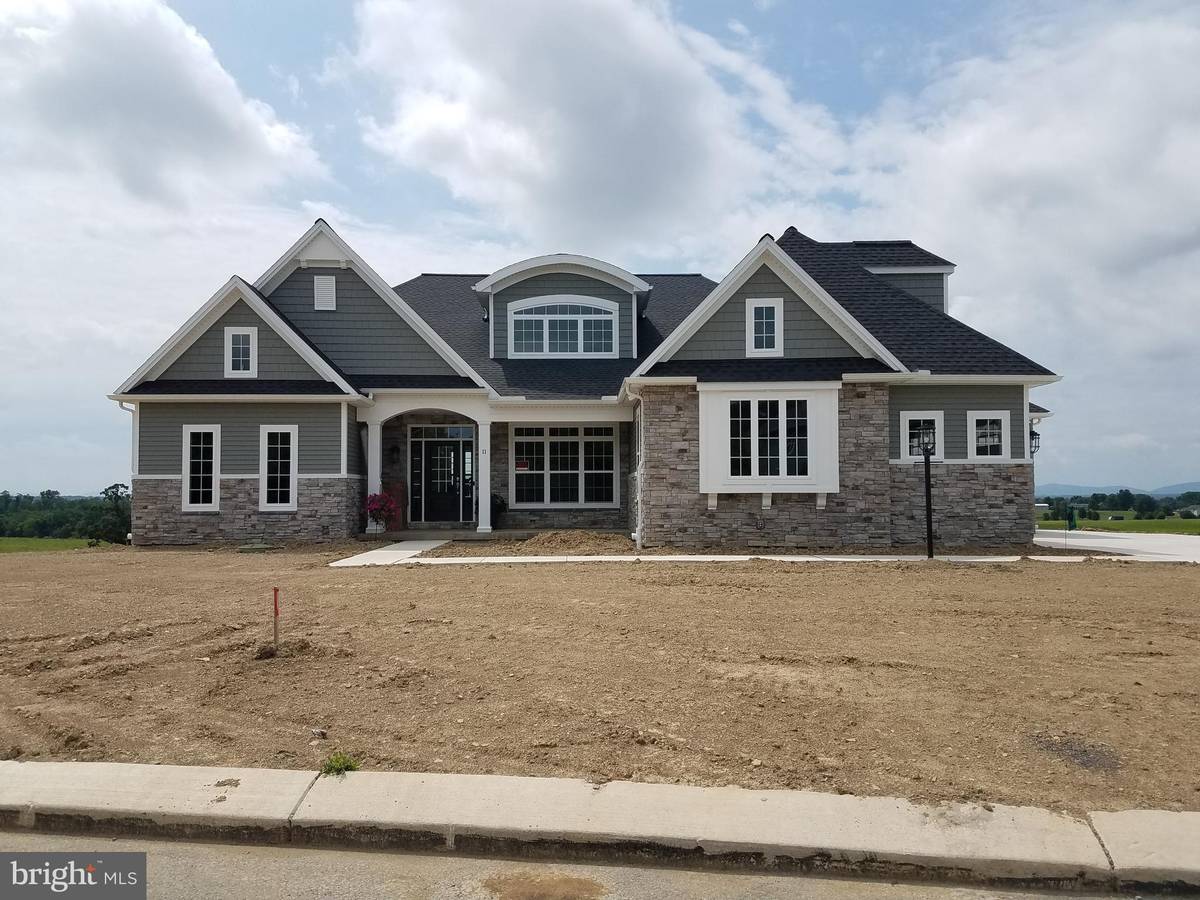 Carlisle, PA 17013,11 ELIZABETH WAY