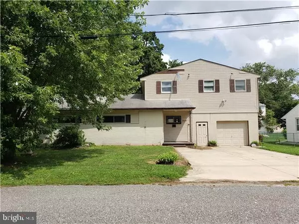 1414 S MAPLE DR, Vineland, NJ 08360