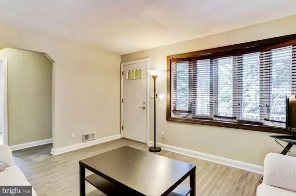 Baltimore, MD 21206,6405 FAIRDEL AVE