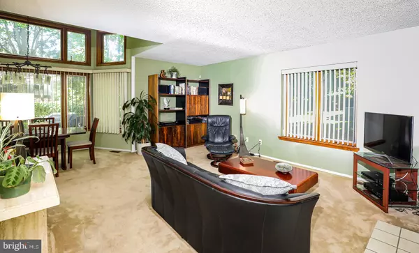 Princeton, NJ 08540,333 SAYRE DR