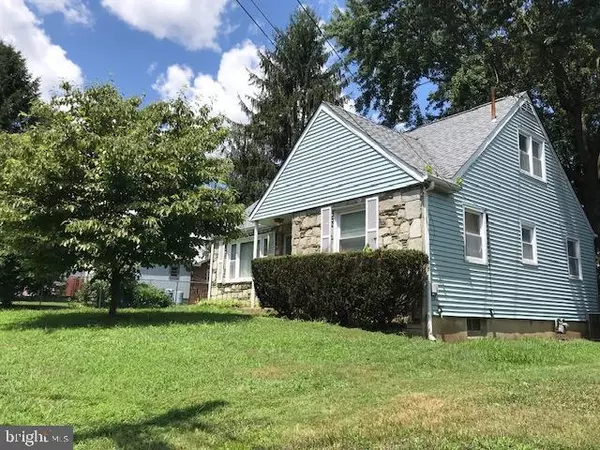 Huntingdon Valley, PA 19006,327 MARGARETTA AVE