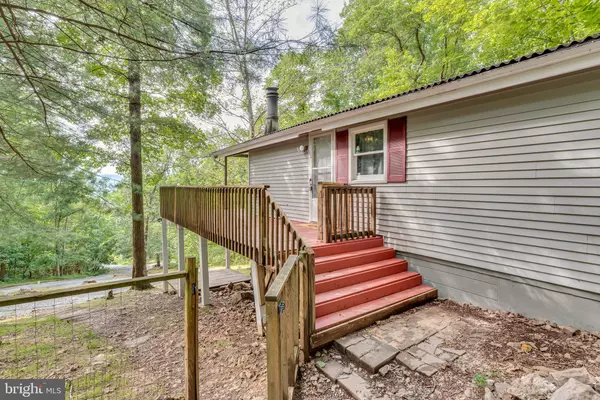 Gerrardstown, WV 25420,286 GLENWOOD LN