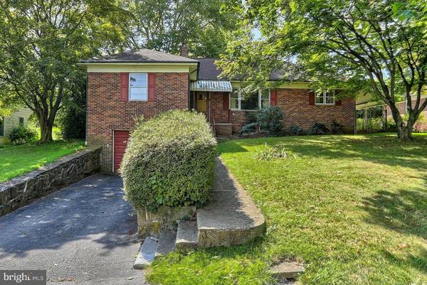 844 RATHTON RD, York, PA 17403