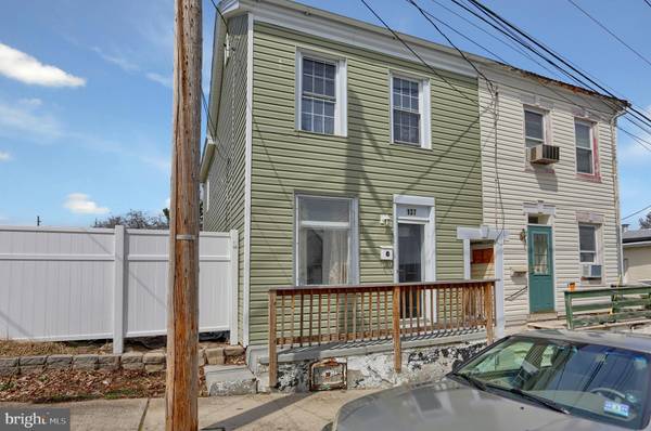 137 W WALNUT ST, Kutztown, PA 19530