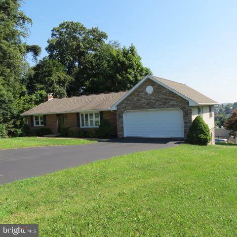 295 DENTON DR, Yoe, PA 17313