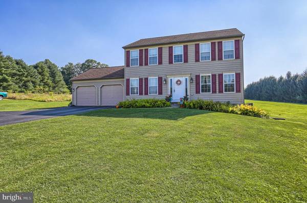 90 E HIGH ST, New Freedom, PA 17349