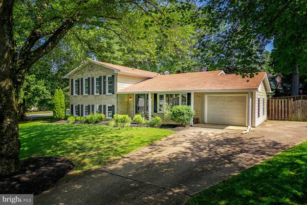 8510 QUAINT LN, Vienna, VA 22182