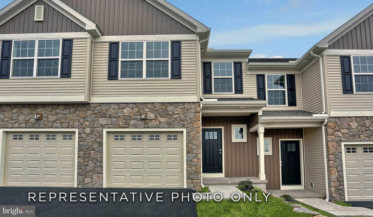 Mechanicsburg, PA 17055,554 BROOK SHIRE CT