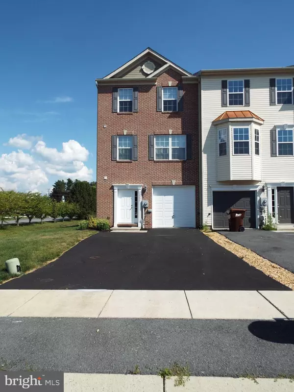 Chambersburg, PA 17201,3391 CORNERSTONE CT