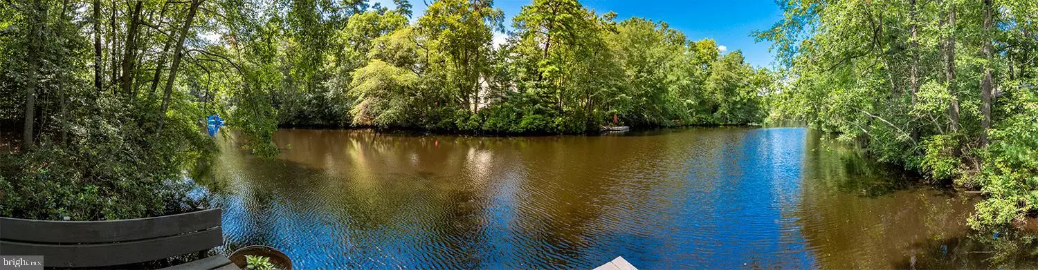 19 PINE RD, Medford, NJ 08055