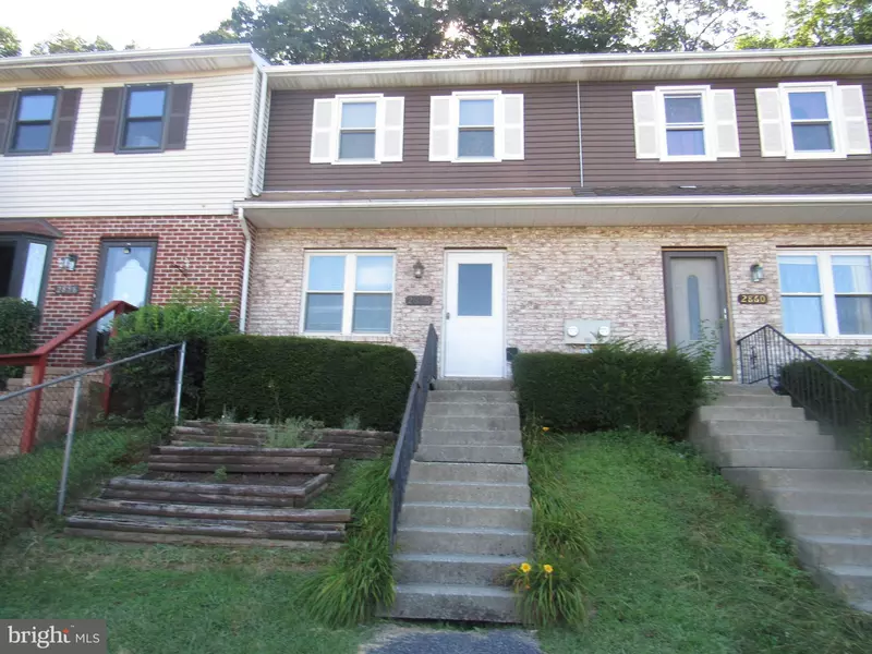 2858 RHONDA LN, Allentown, PA 18103