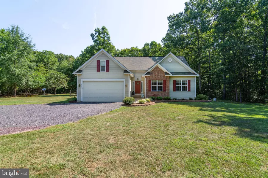 8289 SWAN WOODS RD, Rhoadesville, VA 22542