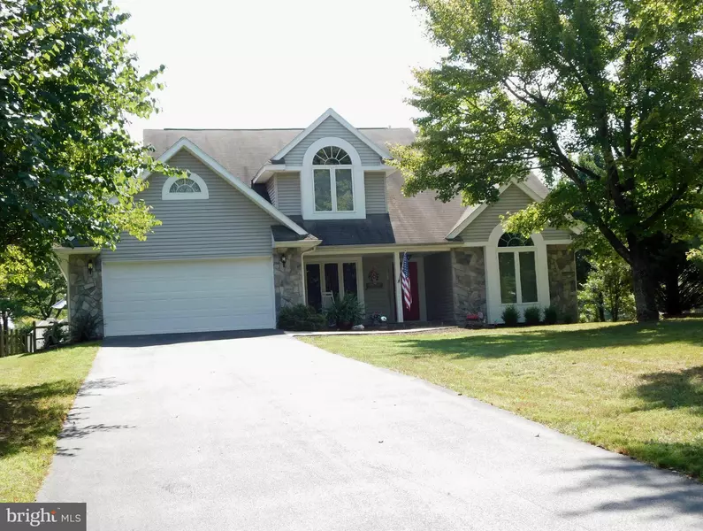 29 WARPATH LN, Hedgesville, WV 25427