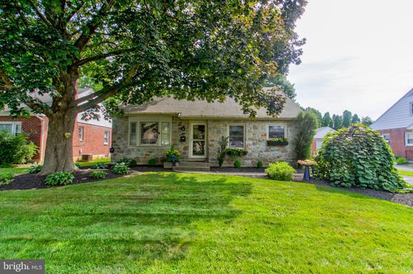 48 N DUKE ST, Millersville, PA 17551